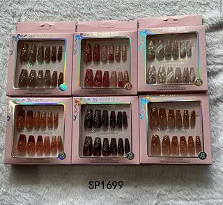 Unha postica em pvc c/12pcs SABRINA SATO