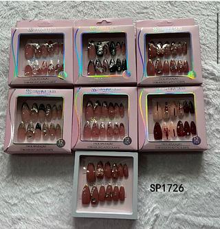 Unha postica em pvc c/12pcs SABRINA SATO