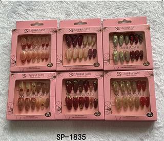 Unha postica em pvc c/12pcs SABRINA SATO