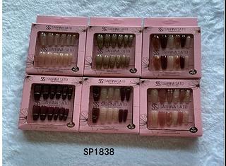 Unha postica em pvc c/12pcs SABRINA SATO