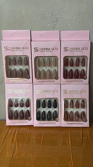Unha postica em pvc c/12pcs SABRINA SATO