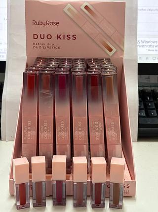 Batom Duo Kiss /36pcs RUBY ROSE